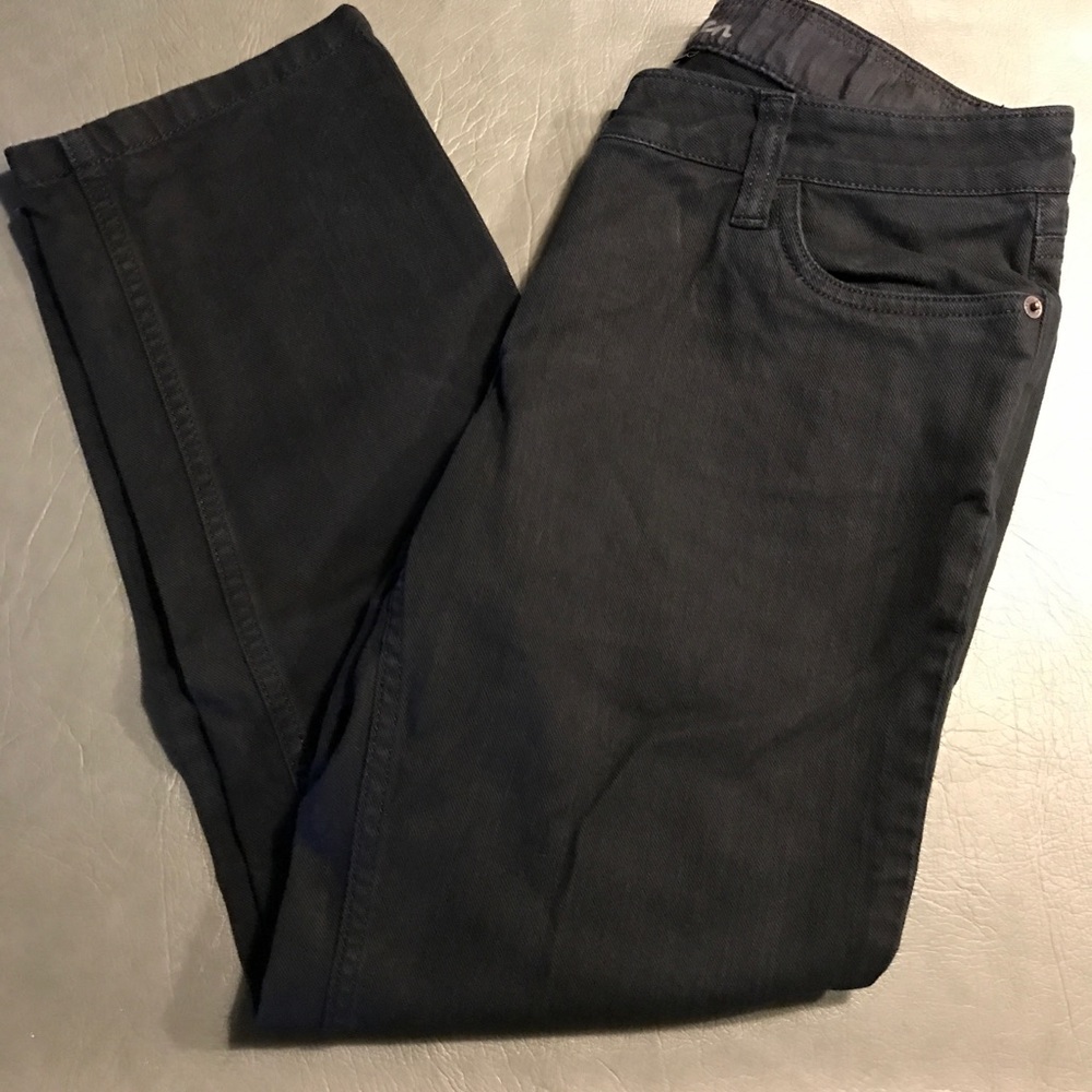 Boden Women's Black denim cropped pants sz 8 R